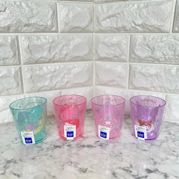 3/$20 🌸 Sanrio Character Cups - Picture 3 of 3